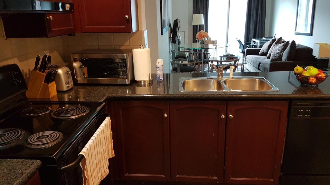 Toronto Luxury Accommodations - Qwest Eksteriør billede