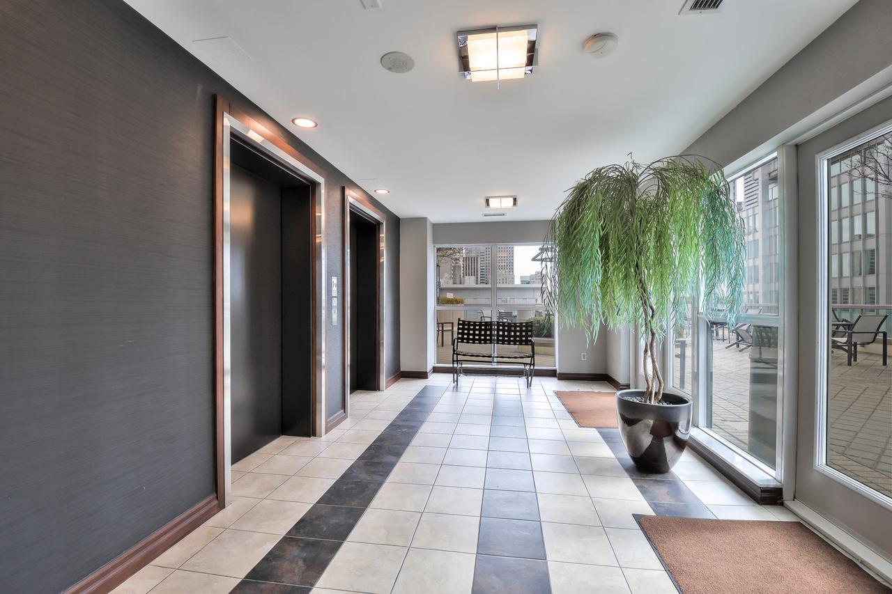 Toronto Luxury Accommodations - Qwest Eksteriør billede