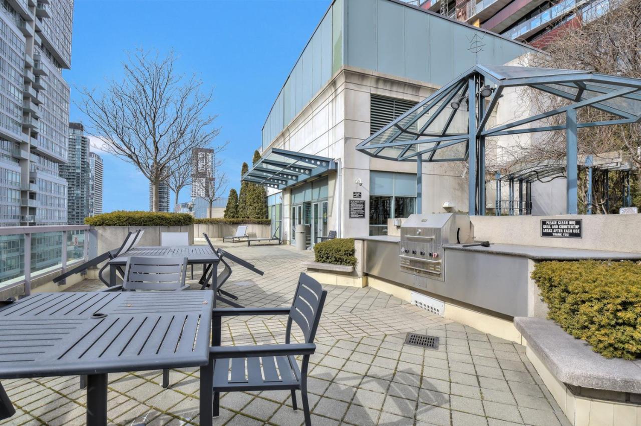Toronto Luxury Accommodations - Qwest Eksteriør billede